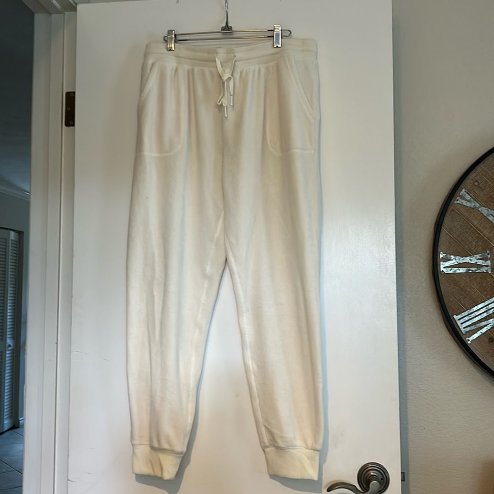 Z Supply Cream Joggers